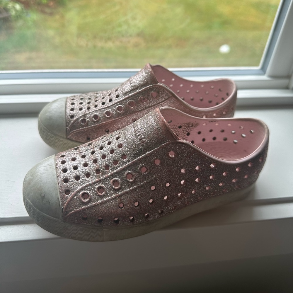 Native c11 shoes